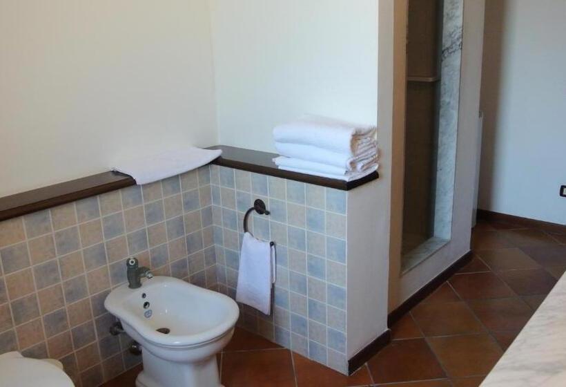 4인용 스탠다드 룸, Villa Carlotta Resort