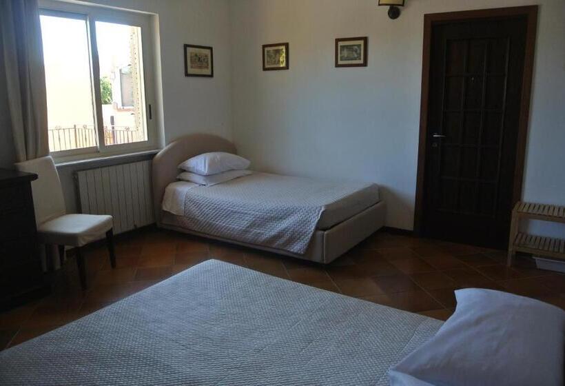 スタンダード4人部屋, Villa Carlotta Resort