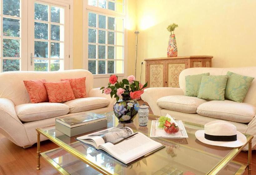 דירת שלושה חדרים, Villa Verganti Veronesi