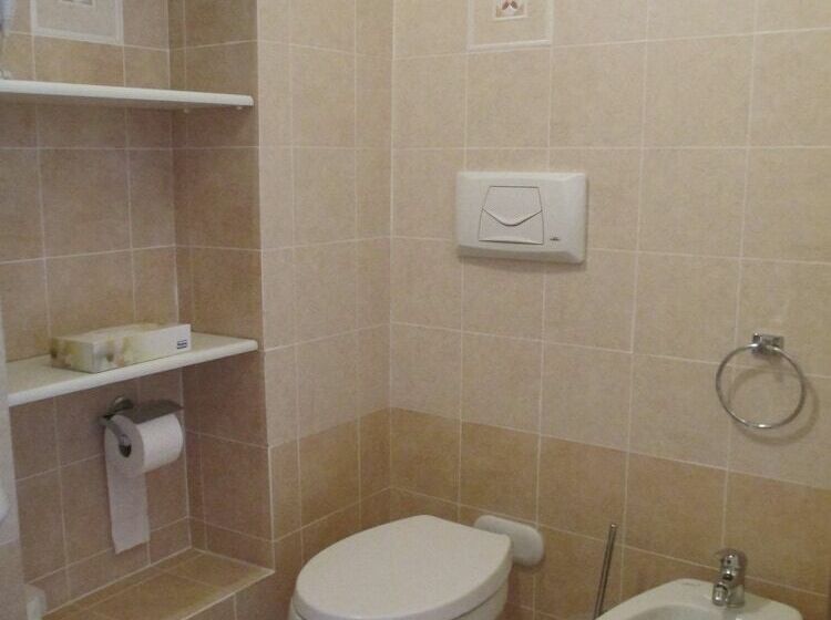 חדר סטנדרט, Bed & Breakfast Lucca Fora