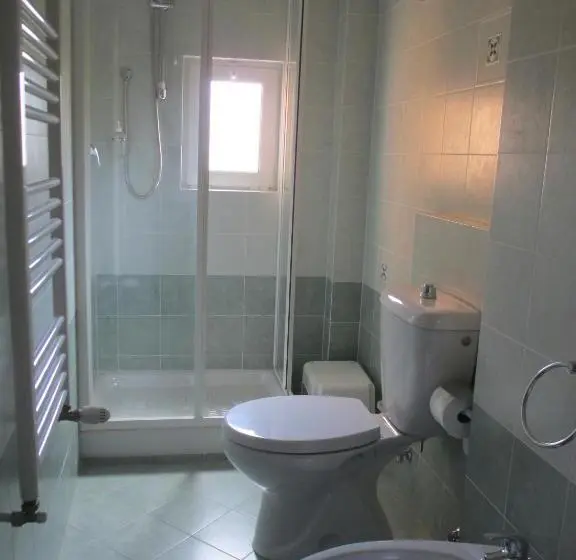 ベーシックルーム, Bed & Breakfast Lucca Fora