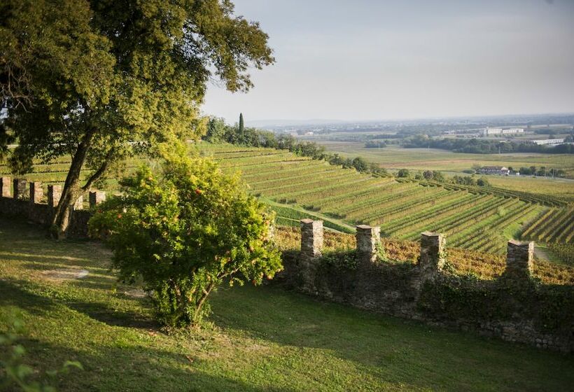 חדר סופריור, Castello Di Buttrio