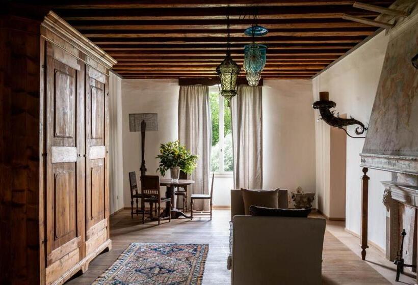 סוויטת ג'וניור, Castello Di Buttrio