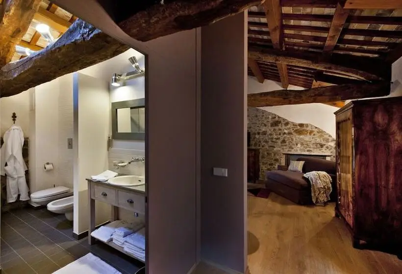 سوییت جونیور, Castello Di Buttrio