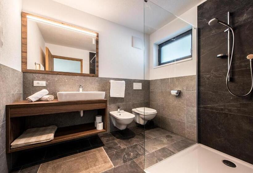 شقة دور أخير غرفة نوم واحدة, Chalet Kristall   Dolomites Garden Chalet