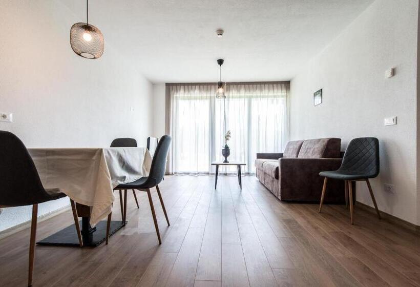 דירת פנטהאוז 1 חדרי שינה, Chalet Kristall   Dolomites Garden Chalet