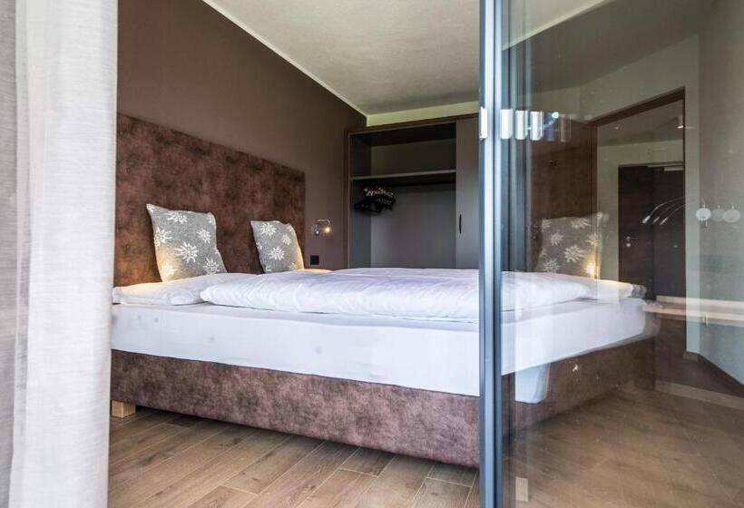 Апартаменты 1 Спальня с Видом, Chalet Kristall   Dolomites Garden Chalet