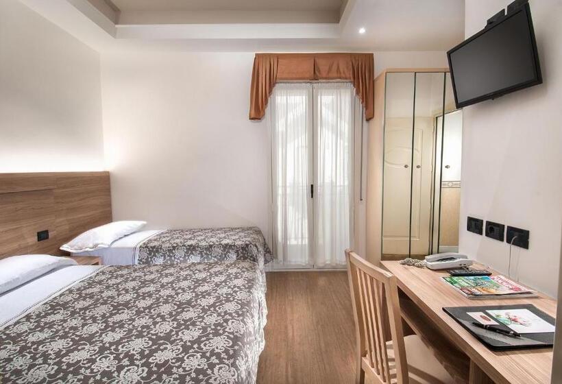 四人标准间, Estense