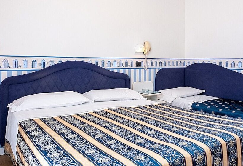 三人经典房间, Estense