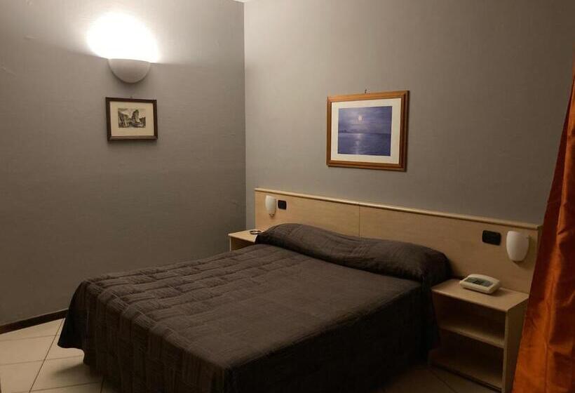 스탠다드 룸, Ginepro