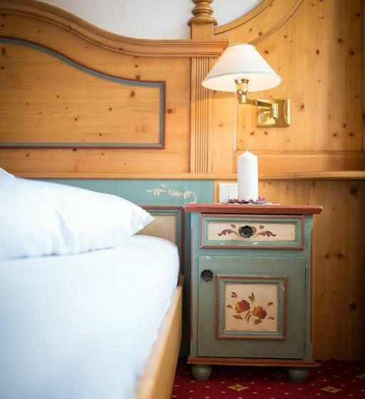 컴포트 룸, Hubertushof