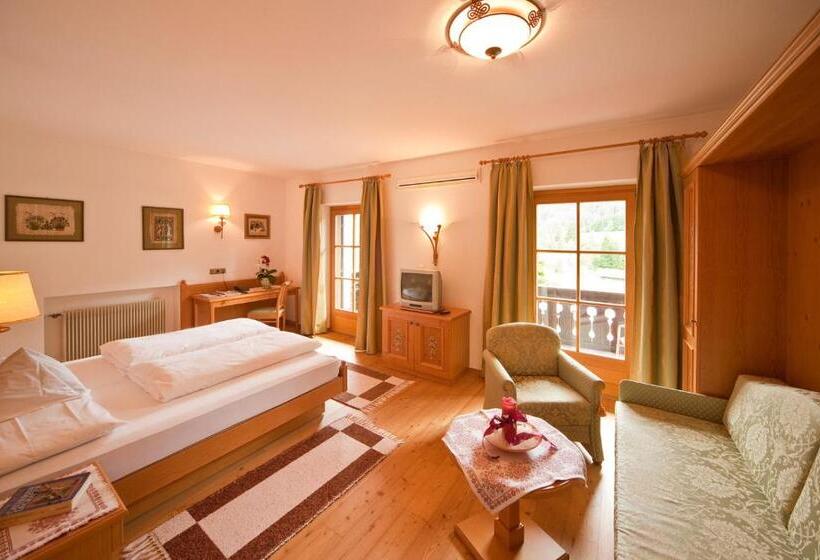 주니어 스위트, Hubertushof