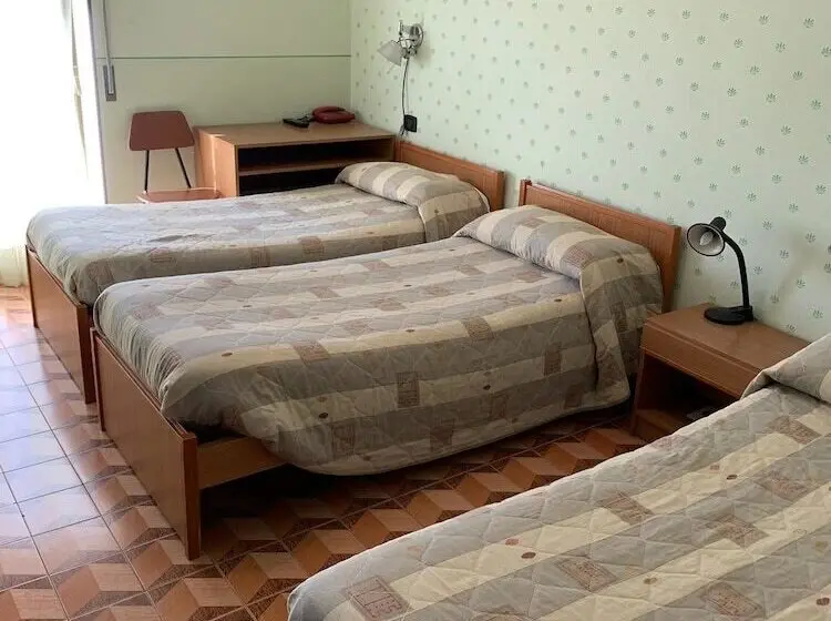 スタンダードトリプルルーム, Ristorante Albergo Da Giovanni