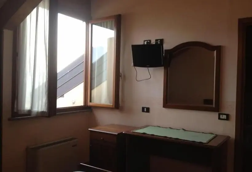 スタンダードトリプルルーム, Ristorante Albergo Da Giovanni