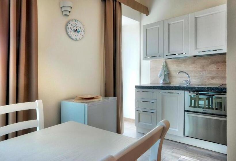 １ベッドルームアパートメント, Smart Suite & Apartments
