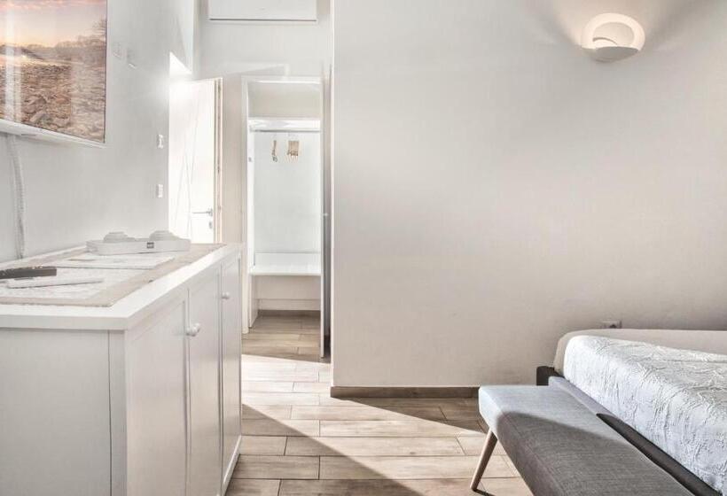 اتاق راحتی, Smart Suite & Apartments