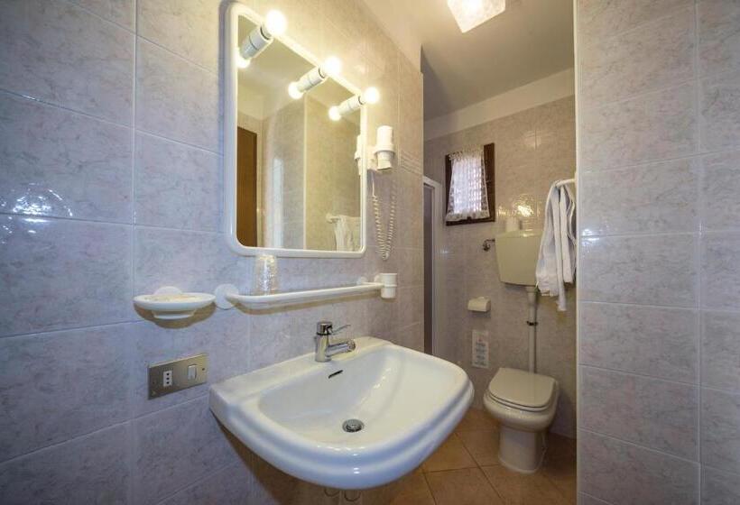 Classic room with balcony, Trentino