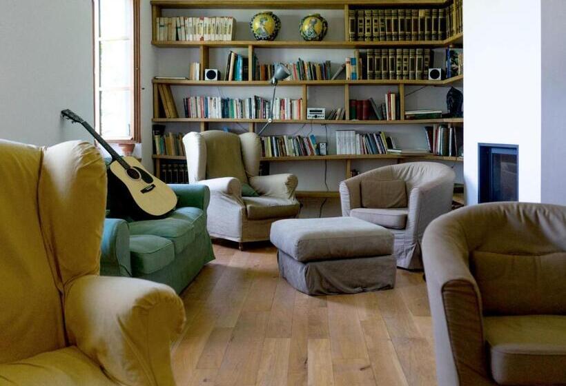 חדר סטנדרט לשלושה, Ostello Bello Assisi Bevagna