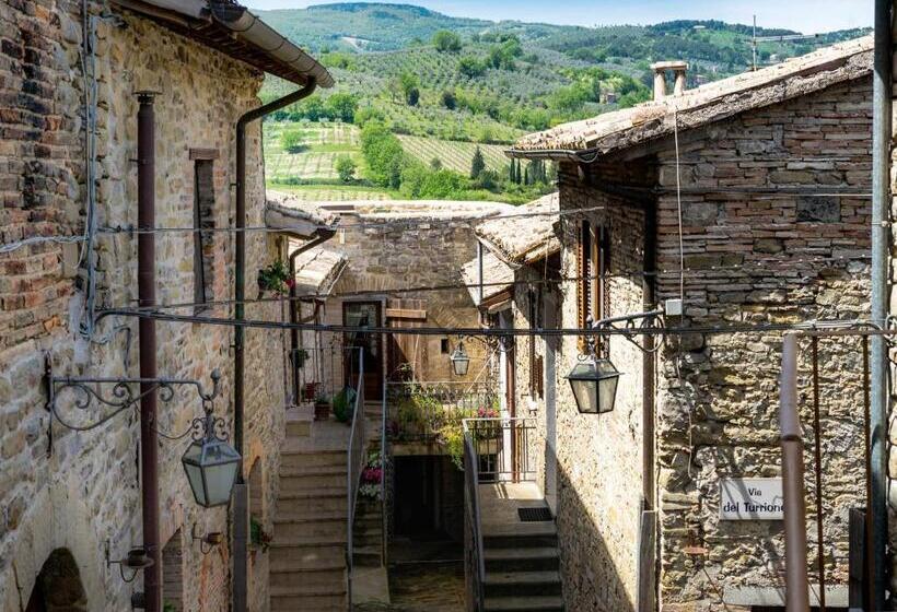 Люкс с Террасой, Ostello Bello Assisi Bevagna
