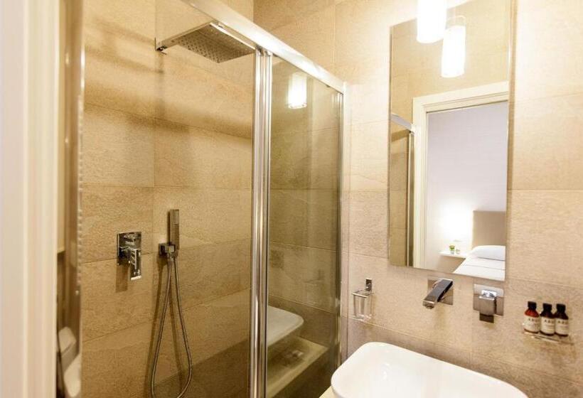 اتاق راحتی یک تخته, B&b Blanc