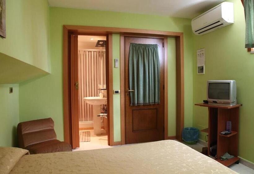 اتاق استاندارد, B&b La Villetta