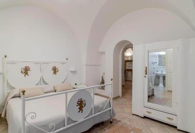 스탠다드 룸 킹사이즈 침대, Casal Duca