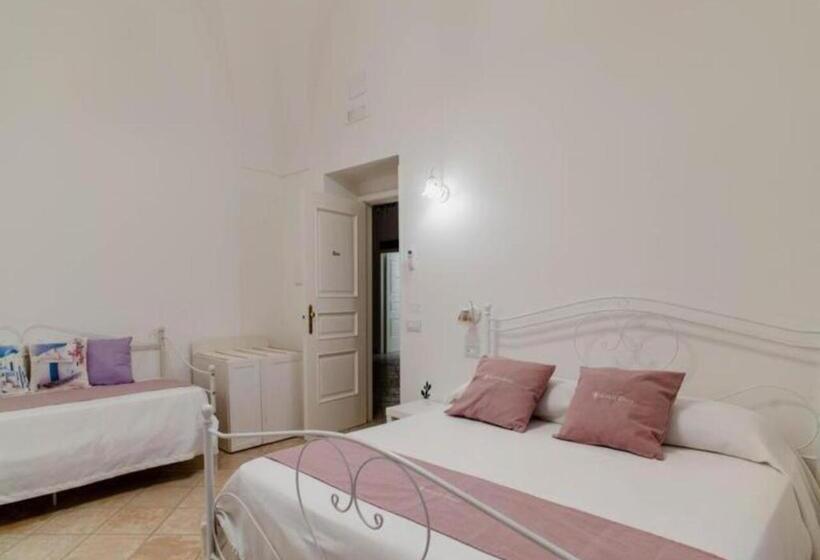 디럭스 트리플 룸, Casal Duca