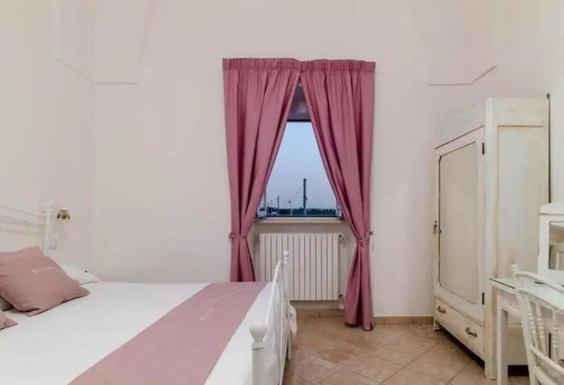 Deluxe Kolmen Hengen Huone, Casal Duca