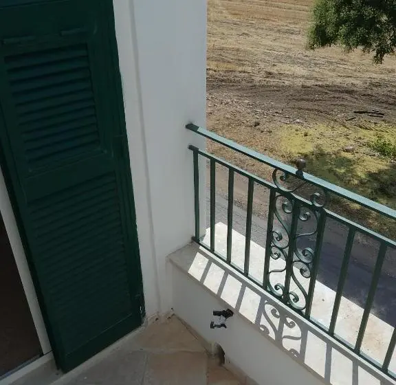 Deluxe Kolmen Hengen Huone, Casal Duca
