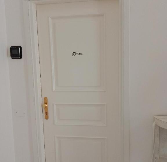 디럭스 트리플 룸, Casal Duca