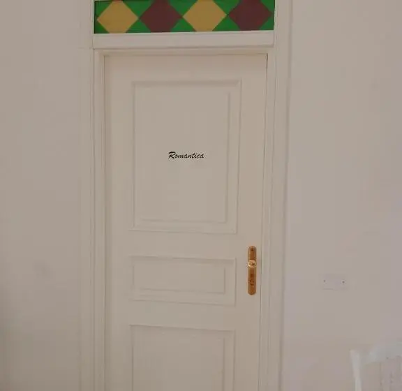Juniorsviitti Allasnäkymä, Casal Duca