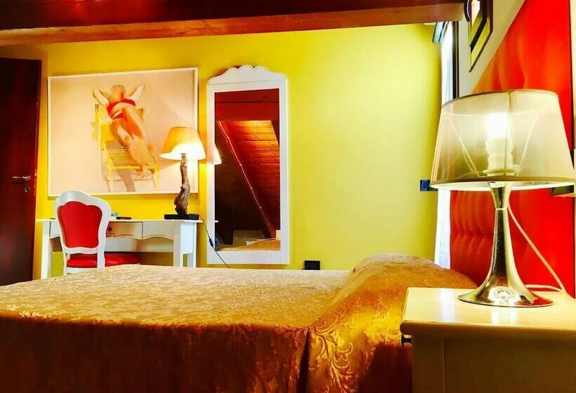 スタンダードルーム, Chioggia Bridges