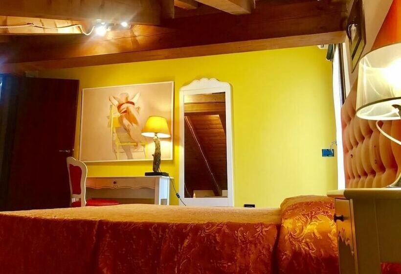 スタンダードルーム, Chioggia Bridges