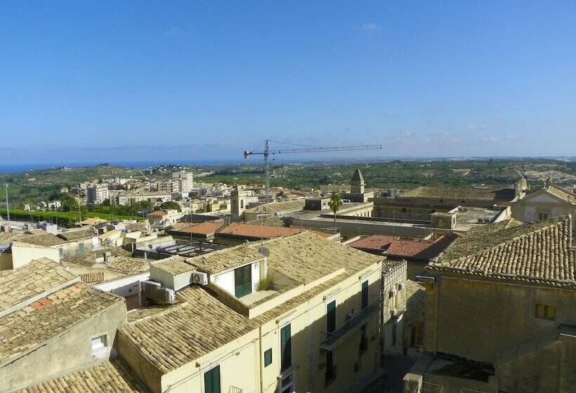 חדר סופריור לשלושה, Cloris Guest House