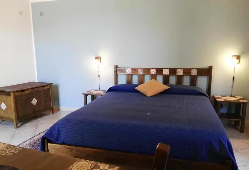 スタンダードルーム, Cloris Guest House