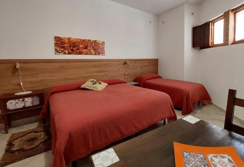 חדר סופריור, Cloris Guest House