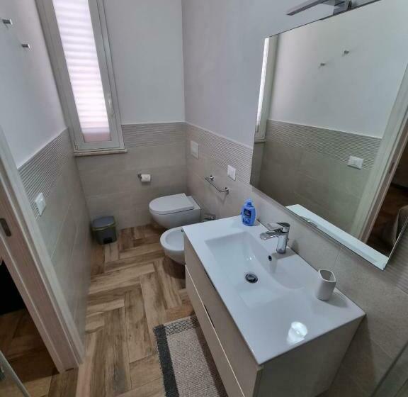 标准间, Cofanomare