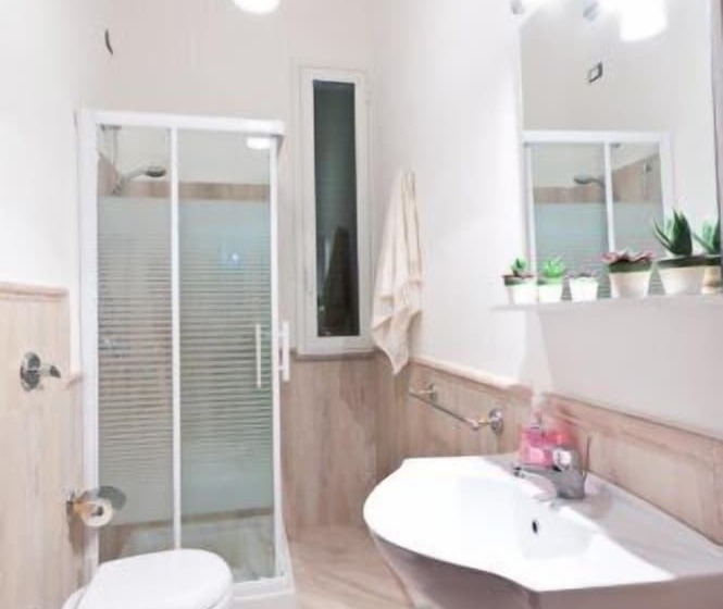 标准间, Cofanomare