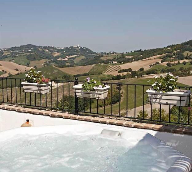 جناح جونيور, Villa Tamara Country & Spa Suites