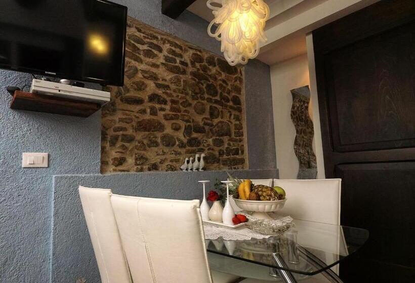 Люкс Повышенной Комфортности, Villa Tamara Country & Spa Suites