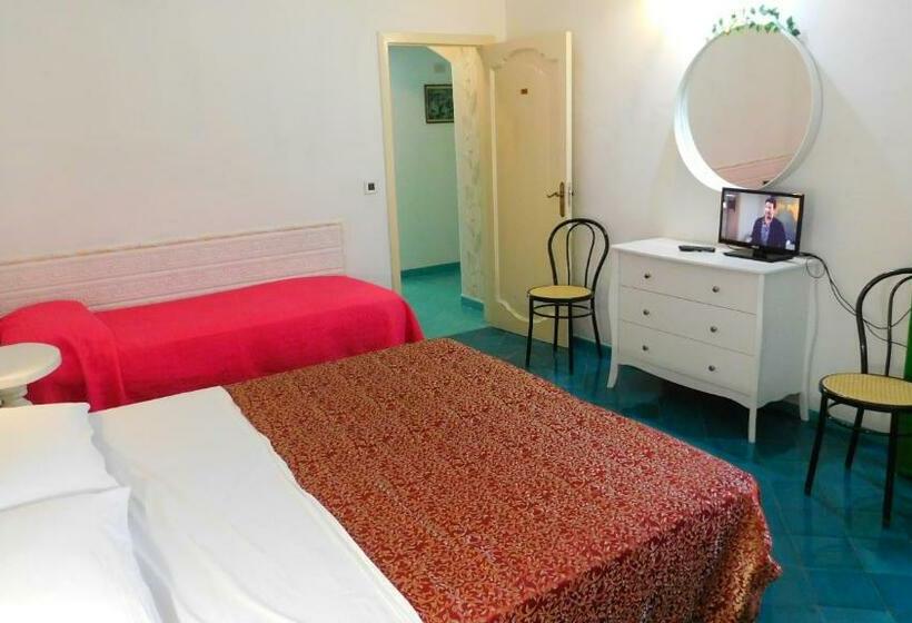 اتاق استاندارد با تراس, Villaverde