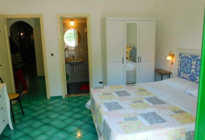 اتاق استاندارد با تراس, Villaverde