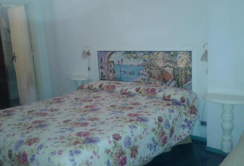 اتاق استاندارد با تراس, Villaverde