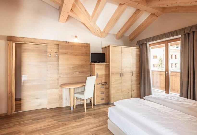 家庭间, Albergo Belvedere