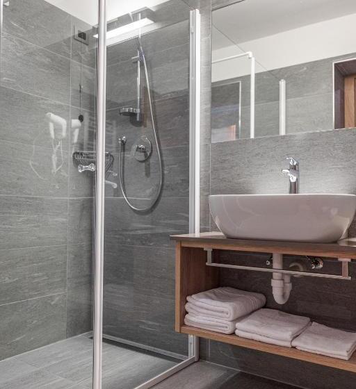 4인용 스탠다드 룸, Albergo Belvedere