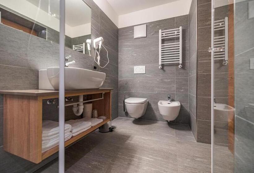 Четырехместный Номер Стандарт, Albergo Belvedere