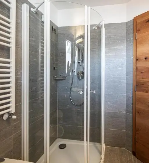 ファミリールーム, Albergo Belvedere