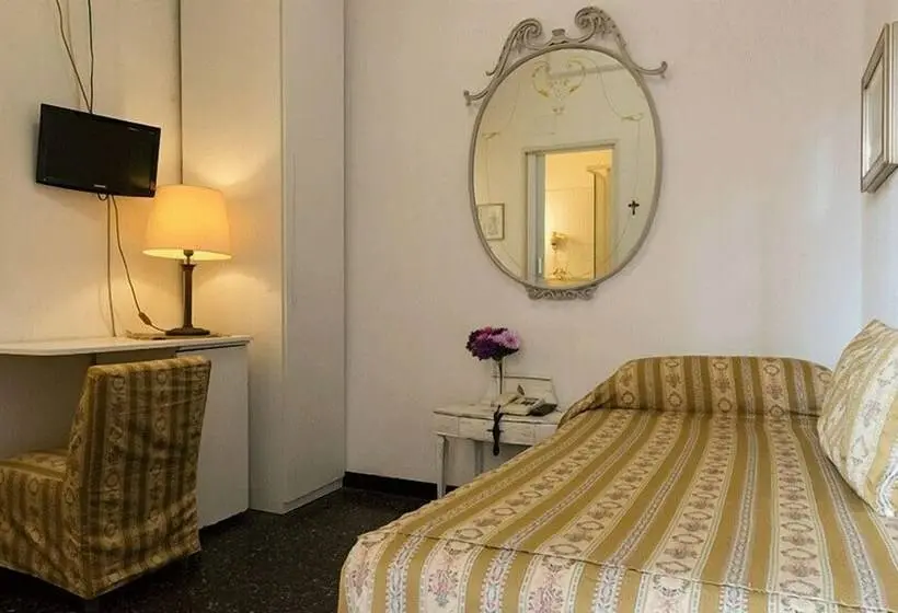 Standard Yhden Hengen Huone, Albergo Villagrande