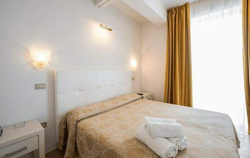 Quarto Estandar com Sacada, Alexander