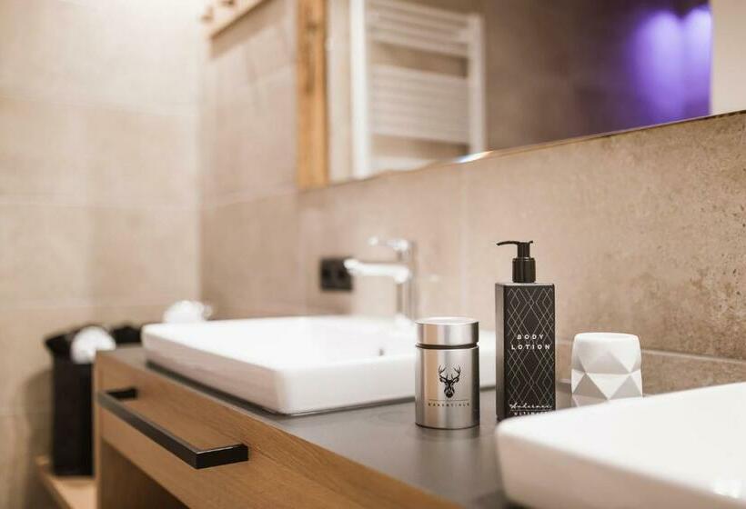 חדר סטנדרט, Andermax